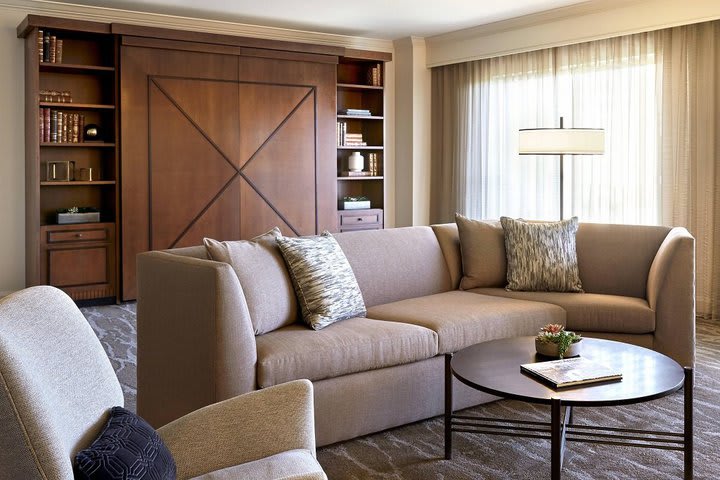 Sitting area in a Parlor suite