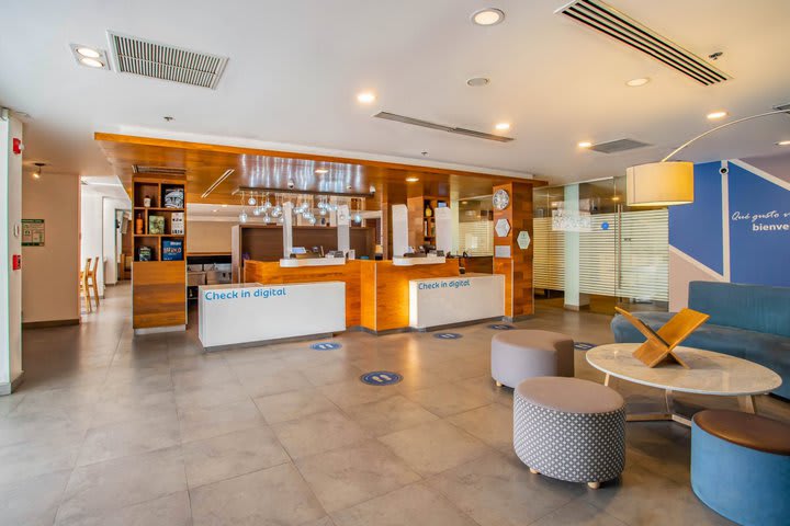 Lobby at the front desk