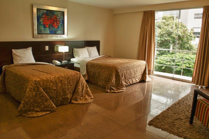 Guest rooms offer exterior views