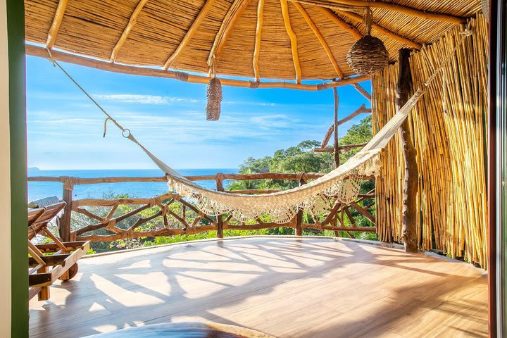 Hammock on the terrace of the Macaw Love Nest