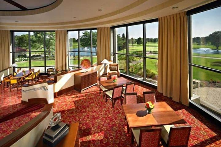 Lobby at Oak Brook Hills Resort - Chicago