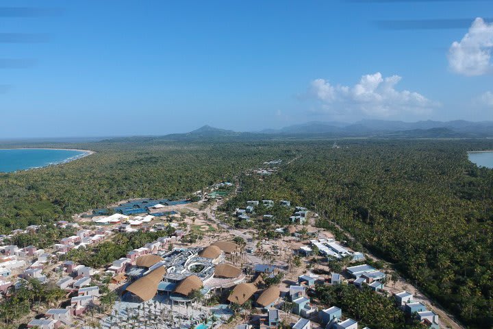 Vista aérea del hotel