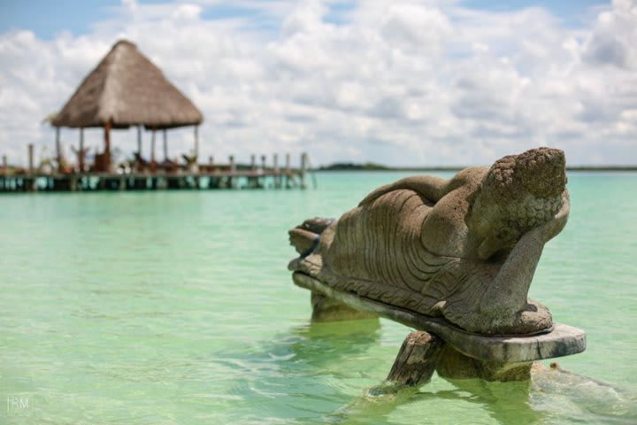 Hotel frente a la laguna de Bacalar