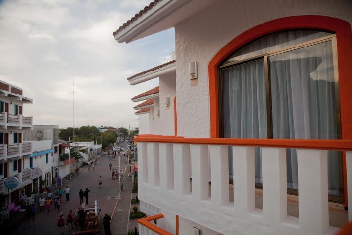 Todas las habitaciones tienen balcón o terraza