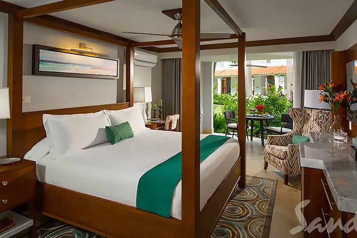 Img - Luxury Room, 1 Bedroom, Garden View (Caribbean Grand Luxe Walkout)