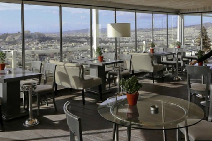 La Suite Lounge del St George Lycabettus tiene vista panorámica a la Acrópolis