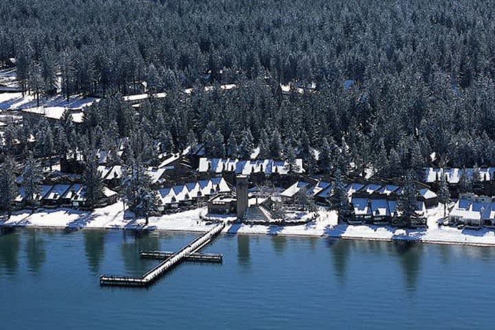 Lakeland Village Beach & Mountain Resort