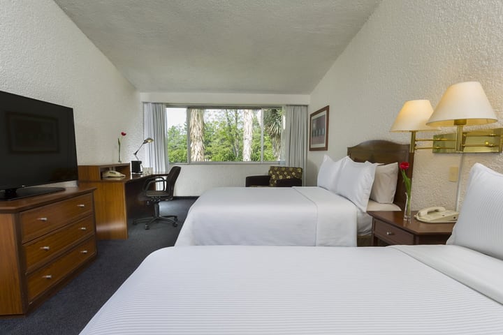 Superior guest room with two double beds