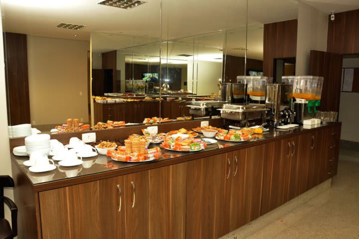 Breakfast lounge at the Brisa Tower Hotel