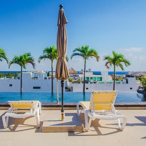 New Studio Rooftop Pool Ocean Views