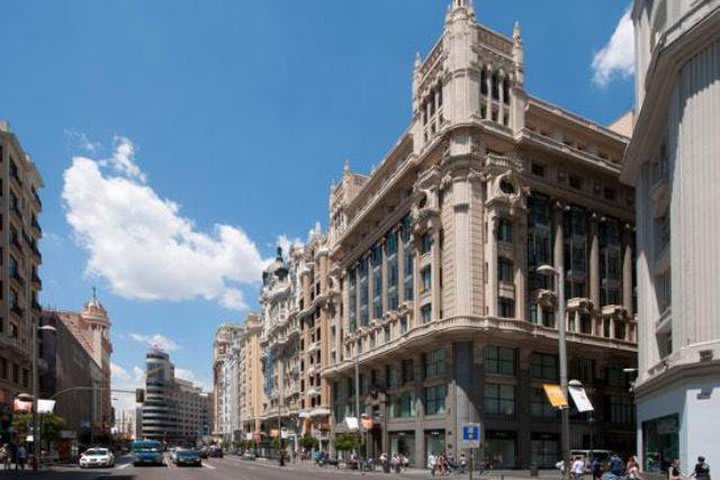 El hotel TRYP Madrid Cibeles está en el centro de la capital de España