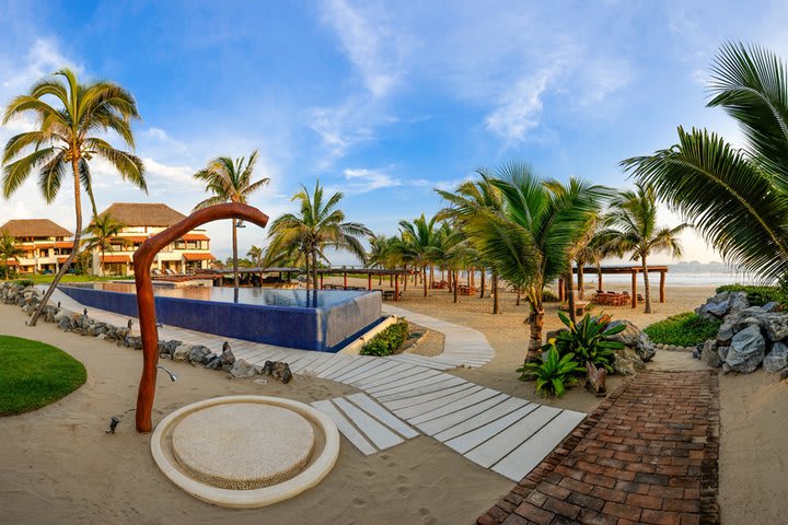 Las Palmas Luxury Villas