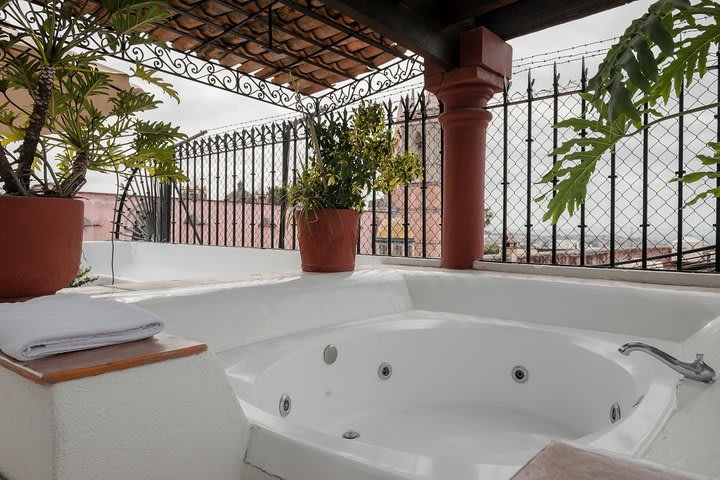 Jacuzzi en la terraza