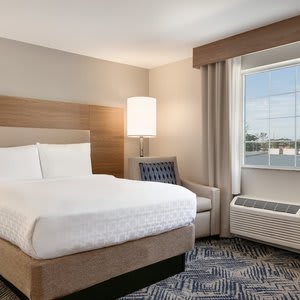 Candlewood Suites San Antonio Downtown, an IHG Hotel