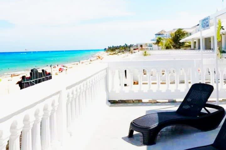 PriceTravel - Travel easy, without excuses