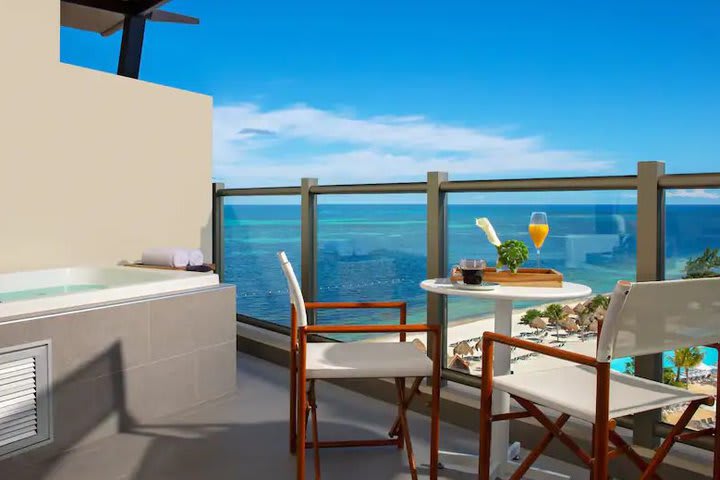 Img - Preferred Club junior suite king vista al mar