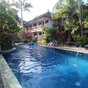 Taman Agung Hotel