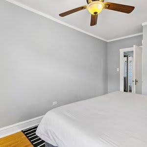 1BR Chic Apartment in Lakeview