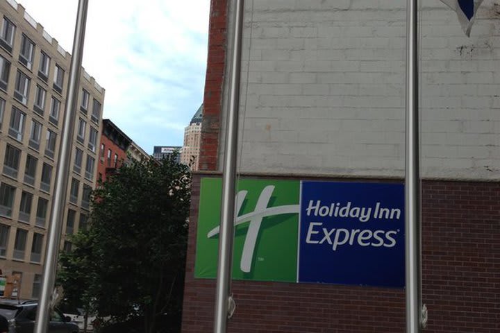 Vista exterior del Holiday Inn Express Manhattan West Side