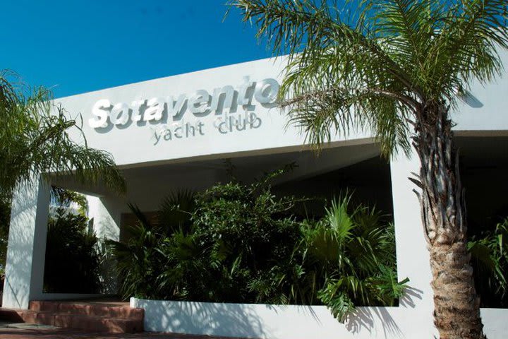 Sotavento Hotel & Yacht Club