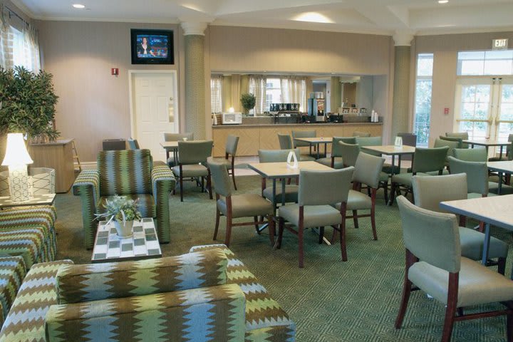 Start your day with a breakfast at La Quinta Inn & Suites Orlando UCF