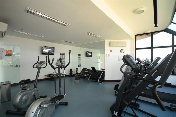 Work out in the fitness center at Hotel Millennium Manaus