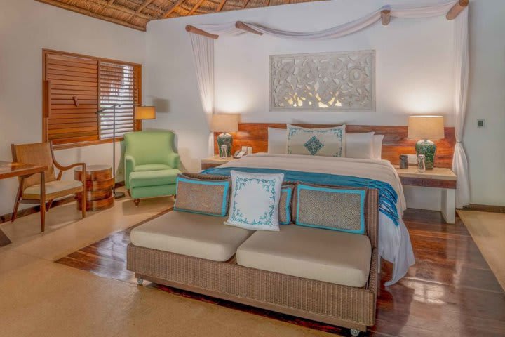 Img - C-Royal Villa