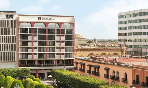 Ramada Plaza León