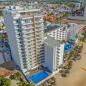 Pacific Palace Beach Tower Hotel