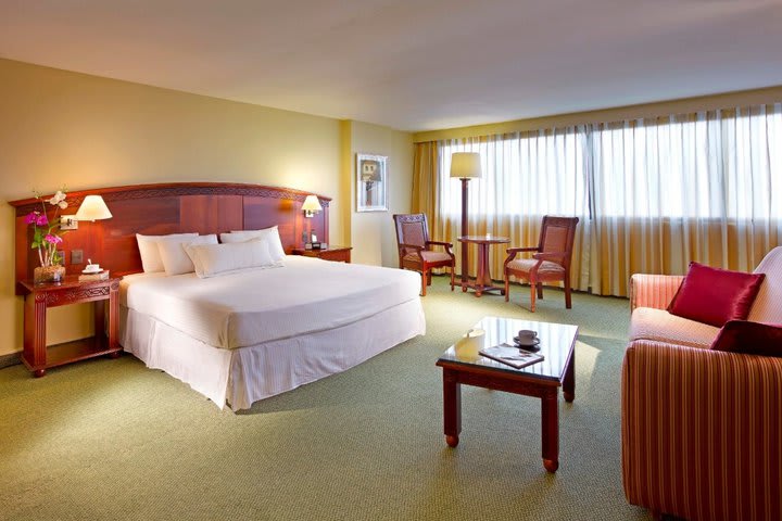 Executive junior suite