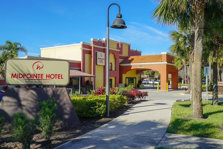 Midpointe Hotel by Rosen Hotels & Resorts