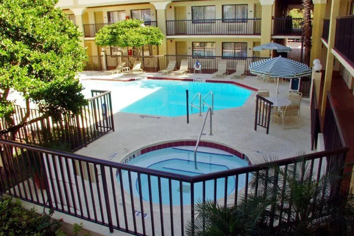 Hotel Best Western Orlando East Inn & Suites