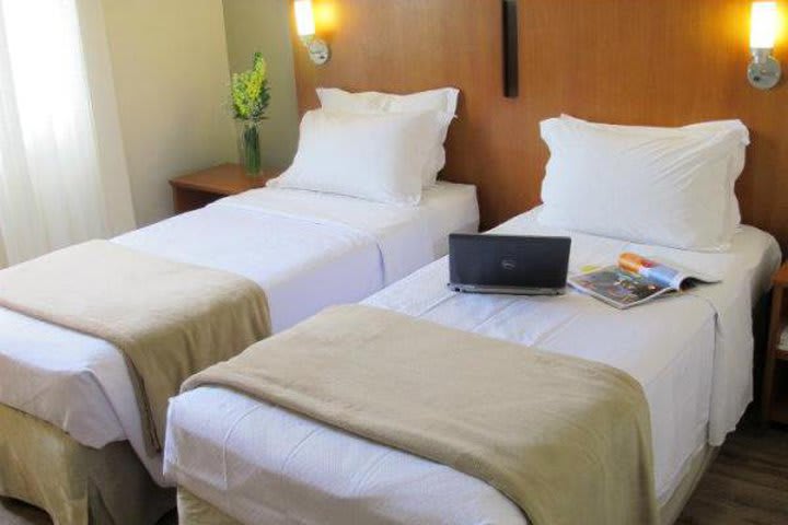 Habitación doble en el hotel InterCity Express en Porto Alegre