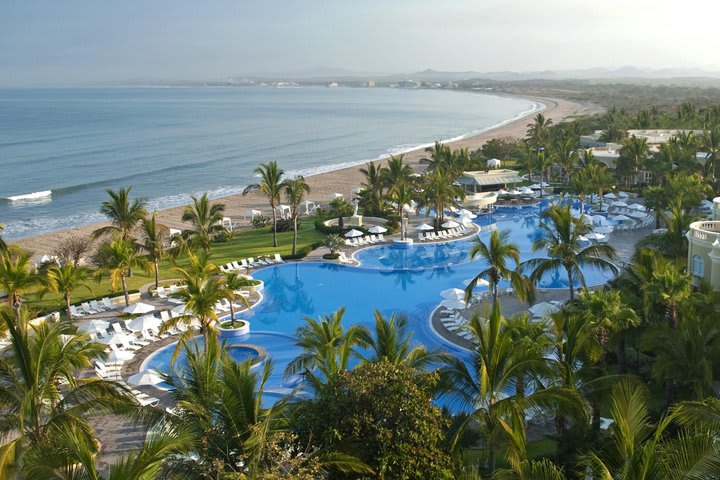 Pueblo Bonito Emerald Bay Resort & Spa