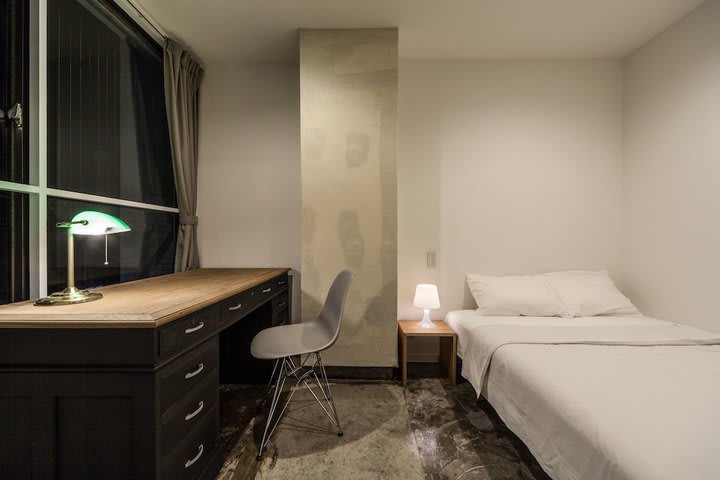 Medium for 2 - Double Room with Shared Bathroom