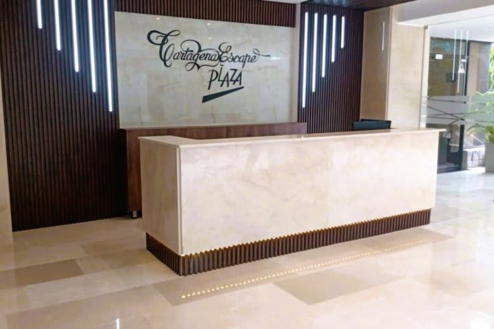 24-hour front desk service