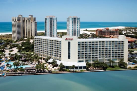 Clearwater Beach Marriott Suites on Sand Key - Clearwater, Estados ...