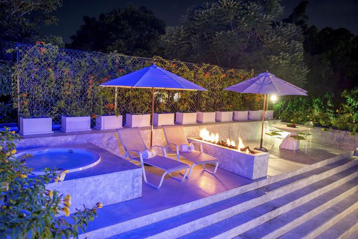 Terrace with Jacuzzi and fireplace in the presidential suite