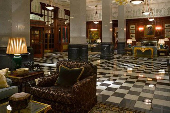 El hotel The Savoy en Londres fue inaugurado en 1889 y tiene estilo art decó