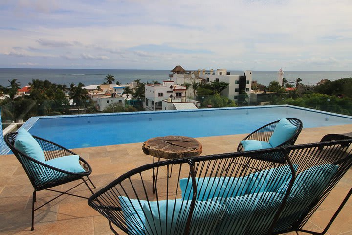 Piscina en la terraza