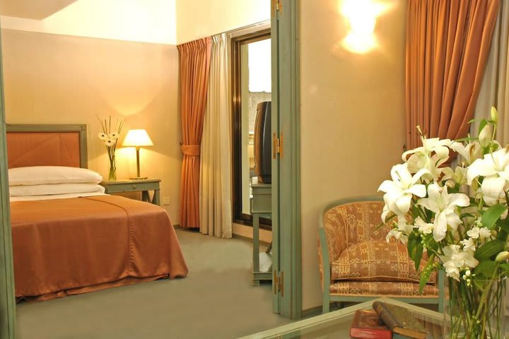 Suite, 1 King Bed