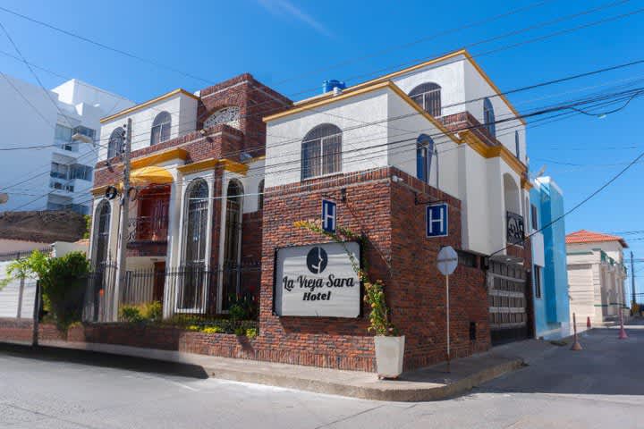  Galería del Hotel La Vieja Sara Riohacha