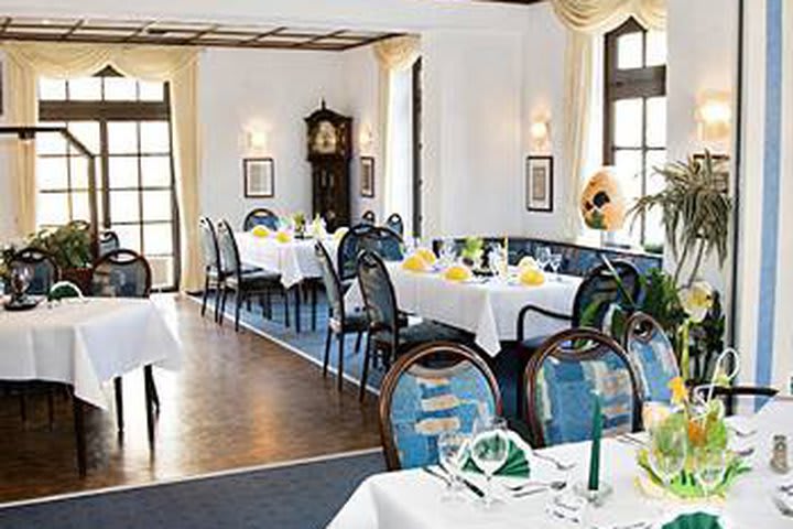 Hotel Deutsche Eiche - Bremen, Germany - PriceTravel