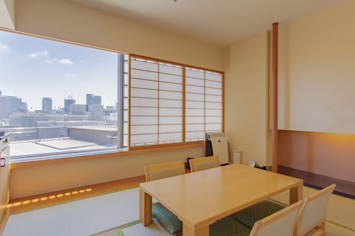 Japanese style room (Palace View)