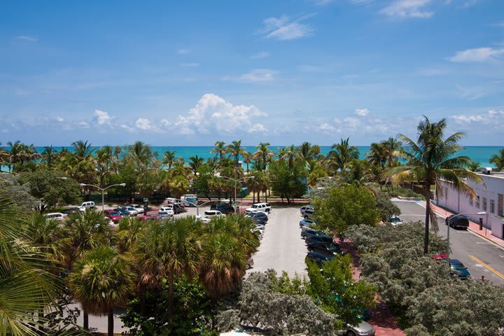 Estacionamiento del Claridge Hotel en Miami Beach