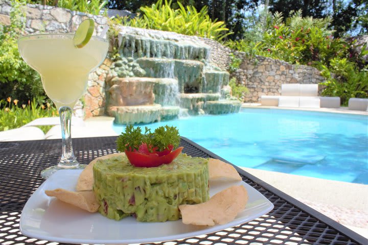 Service by the pool