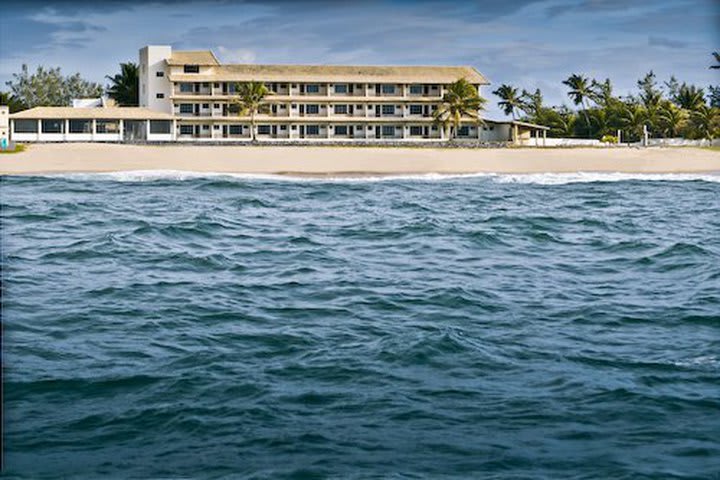 Hotel Travel Inn Beach en Arembepe frente a la playa