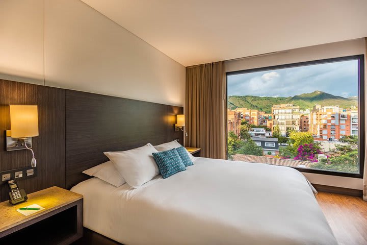 Guest room with city view