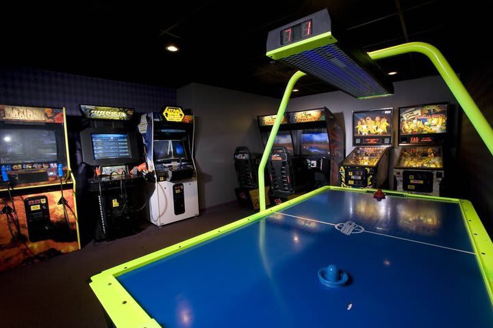 Game room at the Best Western® hotel in Walt Disney World® Resort in Orlando