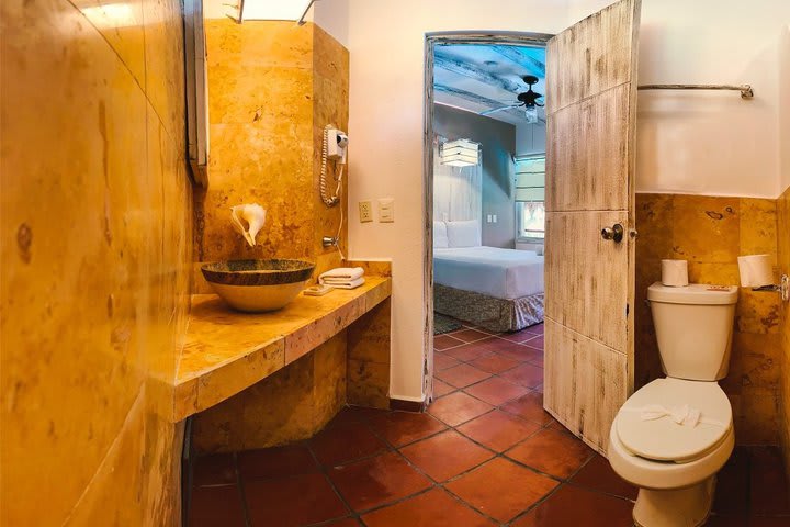 Private guest bathroom